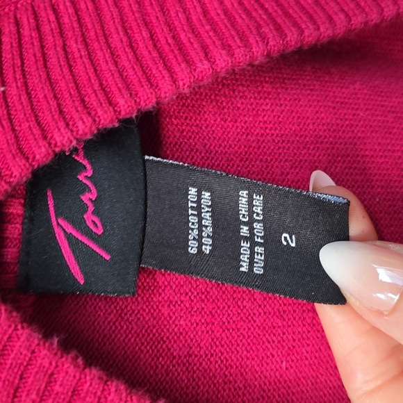 Vintage Torrid Cutout Mock Neck Sweater 2x - Picture 2 of 6